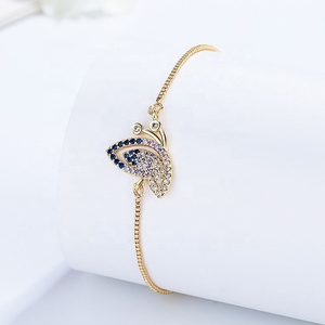 Pulsera de Cadena Ajustable de Latón Chapado en Oro con Dijes de Mariposa, Girasol y Circonita Cúbica, Elegante y Moderna, Regalo de Moda - Product Image 4