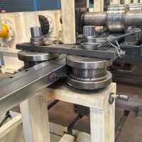 Línea de Producción Automática en Línea para Viga de Parachoques Automotriz, Servocontrolada y Flexible, para Máquina de Parachoques Curvos de Acero de Alta Resistencia