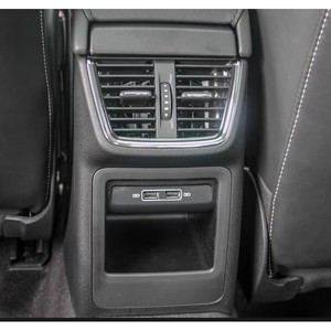 Skoda Octavia ที่วางแขนด้านหลัง USB Type C ที่ชาร์จเร็วชุดพอร์ตคู่สำหรับตกแต่งภายในรถยนต์ - Product Image 5
