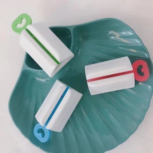 Toothpaste Dispenser Manual Rotating Squeezer For Teenager Plastic Durable - Product Image 2