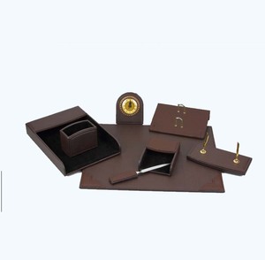 Set <span class=keywords><strong>de</strong></span> <span class=keywords><strong>bureau</strong></span> en Faux cuir, tapis <span class=keywords><strong>de</strong></span> <span class=keywords><strong>bureau</strong></span> personnalisé, <span class=keywords><strong>accessoires</strong></span> <span class=keywords><strong>de</strong></span> qualité supérieure - Product Image 4