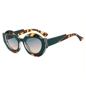 Disegno colorato il proprio lusso Uv400 personalità protettiva occhiali da sole uomini di lusso marchio personalizzato Logo occhiali da sole irregolari
