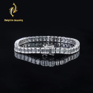 925 Sterling Silber Tennis-Armband-Set mit Klaren Moissaniten Strahlend Brillant und Exquisit Gefertigt - Product Image 1