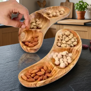 Assiette Classique ArtisRaw Faite à la Main en Bois d'Olivier TN pour les Fêtes - Product Image 3