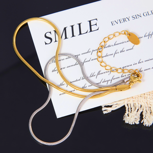 สร้อยข้อมือสแต<span class=keywords><strong>น</strong></span>เลสสตีล 316L แบบสองชั้น ลายโซ่ผสม ลายหัวใจและลายงู สำหรับผู้หญิง ยี่ห้อ Chris April - Product Image 2