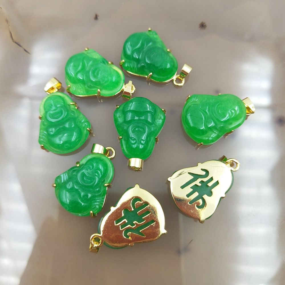 หยกสีเขียว