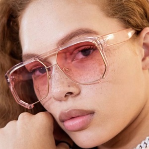 2024 New Versatile Retro Sunglasses for Unisex Hip-Hop Personality Large <b>Frame</b> with UV400 Lenses <b>Pink</b> Red <b>Frame</b> Colors Logo Lens - Product Image 3