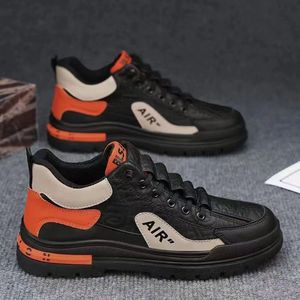 Chaussures de travail antidérapantes à semelle épaisse et haute tige - Product Image 4