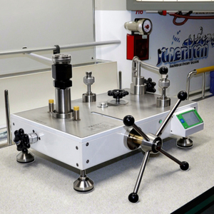 Probador de Peso Muerto de Pistón Ultra Alto Rendimiento 60Mpa para Calibración de Manómetros - Product Image 5