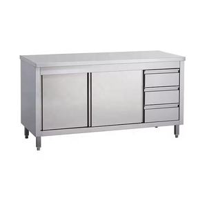 Banco da Lavoro Commerciale in Acciaio Inossidabile con Ante Scorrevoli per Ristoranti, Hotel e Cucine di Catering - Product Image 3