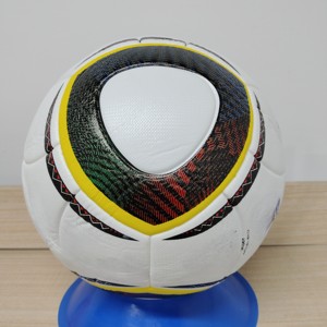 Ballon de football de match taille 5, design personnalisé, haute qualité, vente en gros 2026 - Product Image 3