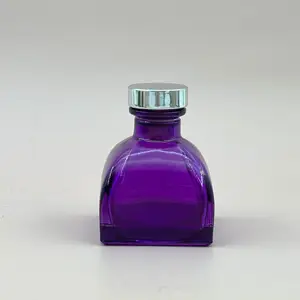 Yeni trend mini 60 ml kare mor ev dekorasyon aroma kamışlı cam oda kokusu mantarlı şişe stoper