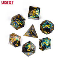 Ensemble de 7 dés polyédriques personnalisables en résine sculptée, tranchants, avec logo personnalisé noir et bleu pailleté pour Dungeons & Dragons