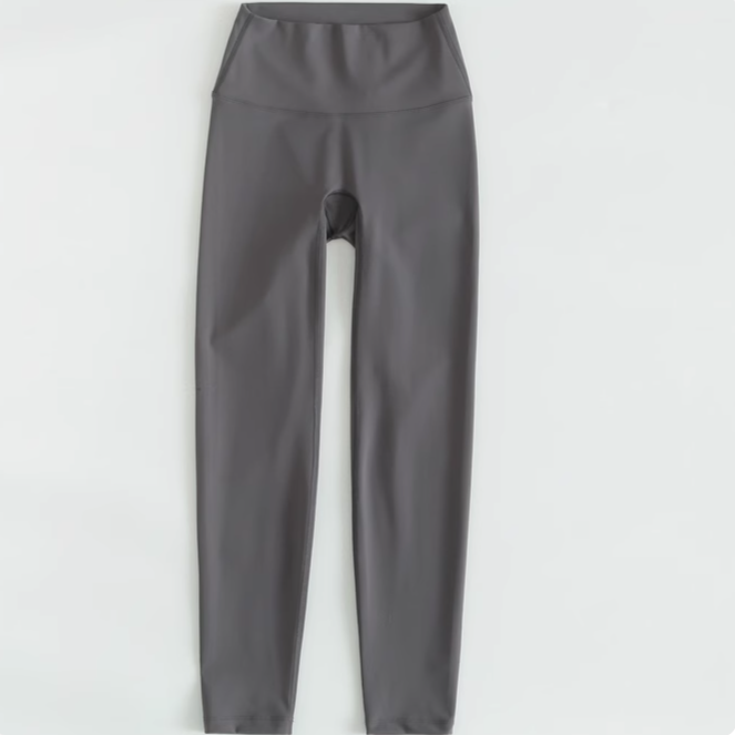 สีเทาอ่อน