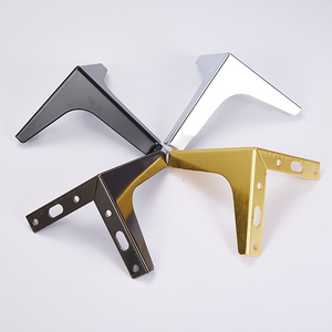 Gold-Schwarze Moderne Design-Sofabeine Anpassbare Größe Eisen Metallmöbelbeine für Sofa Schrank Outdoor Wohnzimmer Schrankbeine - Product Image 2