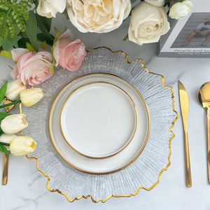 بيع بالجملة أطباق زينة بلاستيكية لحفلات الزفاف لوحات مرجانية ذهبية لإعداد الطاولات - Product Image 5