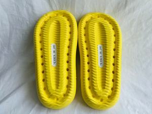 Ciabatte infradito gialle in EVA 37-40MM con suola ammortizzata, pantofole estive da casa con design a fibbia e punta aperta - Product Image 5