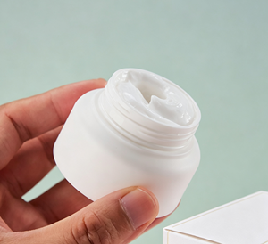 Pot à crème rond avec emballage cosmétique personnalisé en PP, conteneur de <span class=keywords><strong>baume</strong></span> à lèvres 30 ml, emballage de crème pour les yeux, pot en plastique pour gommage corporel - Product Image 2
