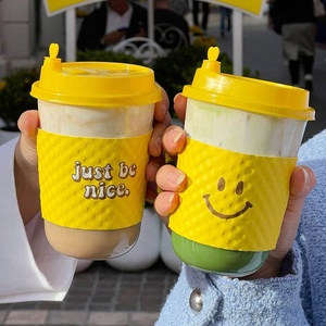 Vaso Desechable Transparente de PET con Forma de U y Tapa, Personalizable con Logotipo, para Boba, Limonada, Smoothies y Jugos (Tamaños de 12oz a 24oz) - Product Image 3