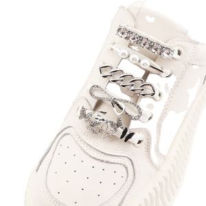 Clips Metálicos para Zapatos con Brillantes, Adornos para Cordones de Zapatos, Decoración de Lujo para Cordones de Zapatos Deportivos /AF - Product Image 1