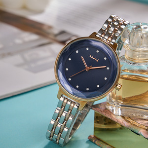 Montre à quartz pour femmes élégante et compacte à fines bretelles de style minimaliste, tendance de la mode haut de gamme, fabriquée en usine - Product Image 4