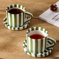 Personnalisé noir et blanc rayé verre thé boisson en céramique tasses à café à rayures verticales gobelet à café
