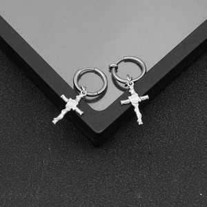 Pendientes de Cruz con Diseño Sencillo y Exclusivo 2026, de Acero Inoxidable, Estilo Lujoso y Ligero, Unisex, Joyería de Moda al por Mayor - Product Image 4