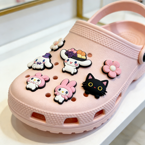 Adornos para <span class=keywords><strong>Crocs</strong></span> de Sanrio, Kuromi y My Melody, <span class=keywords><strong>Jibbitz</strong></span> de PVC Impermeable para Zapatos, Decoración Encantadora para Niñas, Adolescentes y Mujeres - Product Image 5