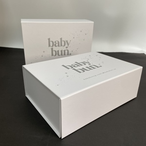 Elegant <b>white</b> collapsible magnetic <b>gift</b> <b>box</b> Silver foil print foldable magnet <b>box</b> Wig cosmetics packaging - Product Image 6