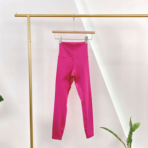 Fornitura di <span class=keywords><strong>pantaloni</strong></span> da Yoga morbidi personalizzati per l'abbigliamento Fitness Leggings in Nylon Spandex che sollevano il culo a vita alta <span class=keywords><strong>pantaloni</strong></span> da donna taglie forti - Product Image 2
