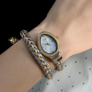 <span class=keywords><strong>Montre</strong></span>-<span class=keywords><strong>bracelet</strong></span> Scottie 9791 en acier inoxydable tressé en forme de serpent pour <span class=keywords><strong>femme</strong></span>, étanche 3 ATM, mouvement à quartz, cadeau idéal pour un rendez-vous galant - Product Image 4
