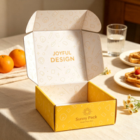 Boîte d'expédition en carton ondulé blanc avec pelliculage mat, ligne dorée intérieure, logo personnalisé, pliable, recyclable, pour chaussettes en fourrure, e-commerce