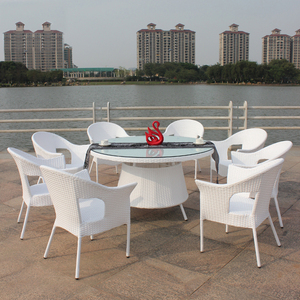 Ensemble <span class=keywords><strong>de</strong></span> <span class=keywords><strong>table</strong></span> à manger <span class=keywords><strong>de</strong></span> patio en rotin rond <span class=keywords><strong>de</strong></span> conception traditionnelle avec 8 chaises <span class=keywords><strong>et</strong></span> <span class=keywords><strong>parasol</strong></span> pour <span class=keywords><strong>jardin</strong></span>, cour ou hôtel, mobilier d'extérieur - Product Image 2