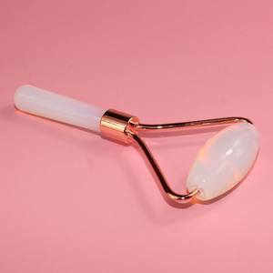 Ensemble d'outils de massage du visage avec logo personnalisé Rouleau de jade en cristal naturel et Gua Sha anti-âge et blanchissant pour le visage - Product Image 5