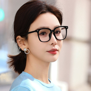 Gafas rectangulares sin receta Tr90 para mujer, protección contra luz azul, lentes planas, ancho de montura medio, nariz estándar - Product Image 5