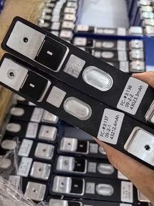 แบตเตอรี่แบบแท่งปริซึม CATL 50Ah NCM แบตเตอรี่ลิเธียมไอออนแบบเติมได้ 3.7v - Product Image 6