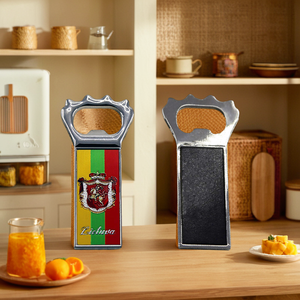 Travelpro personnalisé bouteille de bière en forme de souvenir réfrigérateur aimant ouvre en alliage de Zinc et feuille cadeau promotionnel Durable - Product Image 4