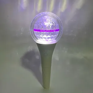 OEM ODM แฟนไอดอลเกาหลี kpop โลโก้ที่กําหนดเองที่มีสีสันไฟ LED ติดเรืองแสงไม้กายสิทธิ์ baton ไฟฉายปากกาแสงสําหรับกิจกรรมคอนเสิร์ต