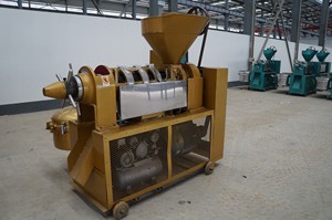Machine d'extraction à froid et à chaud Guangxin YZLXQ140 pour l'usine <span class=keywords><strong>de</strong></span> fabrication d'arachides, <span class=keywords><strong>de</strong></span> soja, <span class=keywords><strong>de</strong></span> graines <span class=keywords><strong>de</strong></span> <span class=keywords><strong>tournesol</strong></span>, <span class=keywords><strong>de</strong></span> lin et <span class=keywords><strong>de</strong></span> noix - Product Image 3