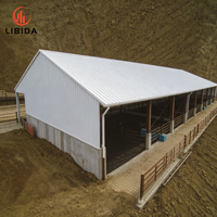 Structure en acier préfabriquée à haute capacité de charge pour hangar à bétail, bâtiment d'élevage laitier, écurie à chevaux, hangar à bovins