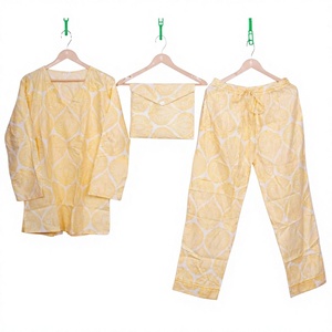Ensemble de pyjama pour femmes en coton 100% à col en V, manches longues, imprimé géométrique, vêtements de détente doux pour l'été, pantalon long, chemise, vêtements décontractés - Product Image 1