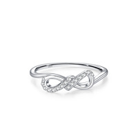 Bagues torsadées géométriques exquises en argent sterling 925, le cadeau idéal pour les femmes pour les fêtes ou les anniversaires