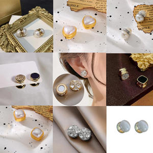 Yunjin estate alla moda <span class=keywords><strong>orecchini</strong></span> <span class=keywords><strong>con</strong></span> <span class=keywords><strong>orecchini</strong></span> di perle placcato oro diamante <span class=keywords><strong>con</strong></span> tecnologia magnetica senza <span class=keywords><strong>orecchini</strong></span> di perle <span class=keywords><strong>con</strong></span> piercing magnetiche - Product Image 2