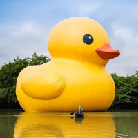 Canard géant gonflable jaune en PVC imperméable pour sites touristiques, grande sculpture flottante en forme de canard pour la décoration de lacs et de rivières