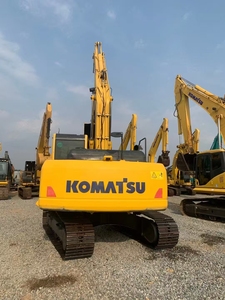 รถขุดไฮดรอลิกตีนตะขาบ Komatsu PC200-8 มือสอง ขนาด 20 ตัน พร้อมเครื่องยนต์ Cummins ขายดี - Product Image 3