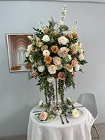 Centre de table de mariage, arrangement floral de roses, de callas et d'hortensias, boule de fleurs artificielles pour la décoration de mariage