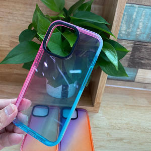 <span class=keywords><strong>Cover</strong></span> in TPU Trasparente Sfumato per <span class=keywords><strong>iPhone</strong></span> <span class=keywords><strong>11</strong></span> <span class=keywords><strong>Pro</strong></span> con Bordo in TPE e Protezione Airbag per Uso Quotidiano in Caffetterie e Spazi di Co-working - Product Image 4