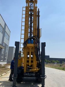 Foreuse d'exploration sur chenilles entièrement hydraulique FDX400/FDG-400 pour carottage de câble, fournie directement par l'usine - Product Image 4