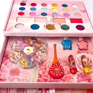 Set di <span class=keywords><strong>Trucco</strong></span> 3-in-1 a Tema <span class=keywords><strong>Unicorno</strong></span> Rosa con Materiali Non Tossici Include Custodia e Giocattoli <span class=keywords><strong>per</strong></span> Bambine - Product Image 3