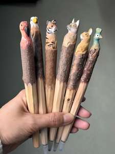 Penna Gel Artigianale in Legno Intagliato a Forma di Animale, Penna Divertente e Originale, Regalo Unico per Amanti degli <span class=keywords><strong>Animali</strong></span>, Cancelleria Carina - Product Image 6